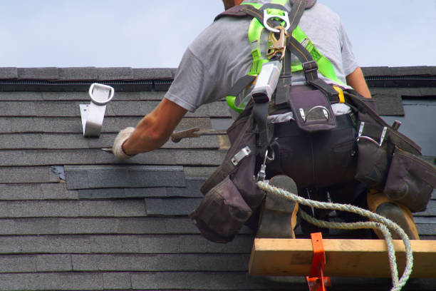 Best Residential Roofing Contractor  in Waukesha, WI